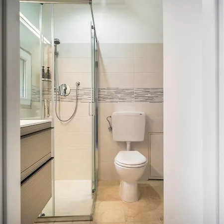 L'eclat Du Jardin R&r דירה ונציה